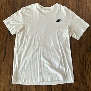 Nike Short Sleeve Tee